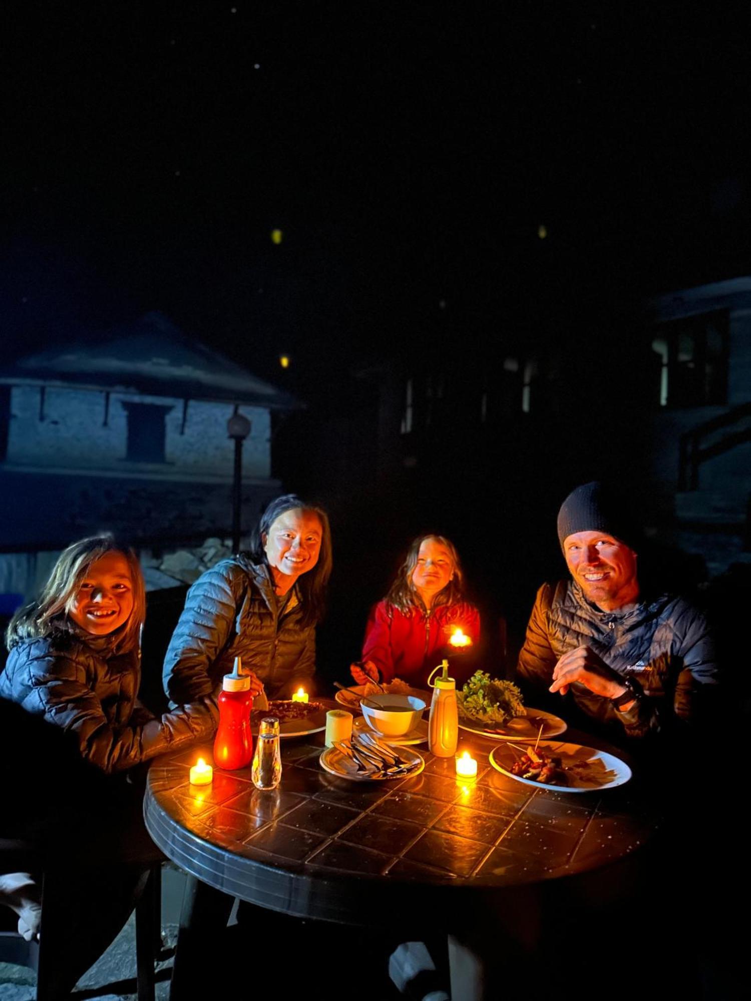 Hill Top Lodge Ghandruk Astam Ngoại thất bức ảnh